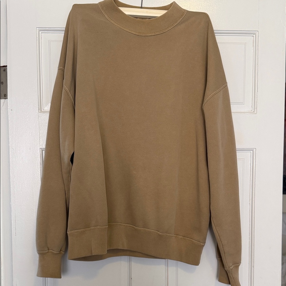 Abercrombie Men's Oversized Crewneck Sweatshirt - Tan